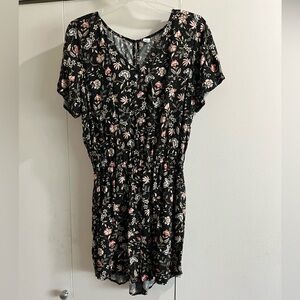 OLD NAVY Floral Black Short Sleeve Romper